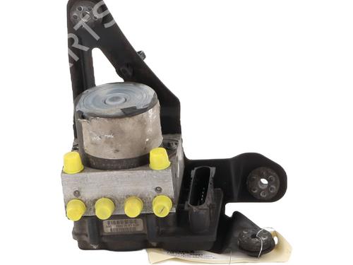 Used ABS pump RENAULT SCÉNIC II (JM0/1_) 1.9 D (116 hp) 22615736