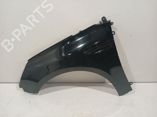 left-front-fenders-renault-megane-iv-hatchback-b9amn_-2015-38532312 main image