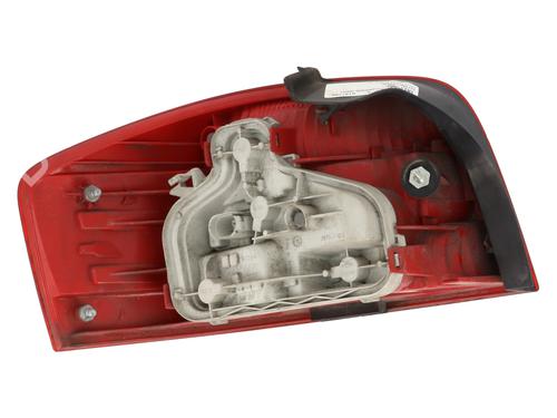 Right taillight AUDI A3 (8P1) 2.0 TDI 16V | BP22615978C35 