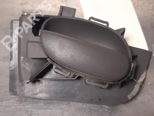 Venstre bak invendig håndtak PEUGEOT 206 Hatchback (2A/C) 2.0 HDI 90 (90 hp) 9336549