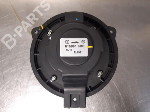 Heater blower motor CHEVROLET CAPTIVA (C100, C140) 2.0 D | BP9330292M62 