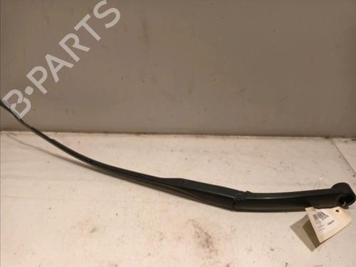 Used Front windshield wiper arm KIA CEE'D Sportswagon (JD) 1.6 CRDi 110 (110 hp) 15953052