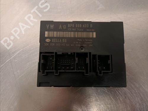 Used Fuse box AUDI A3 (8P1) 2.0 TDI 16V (140 hp) 14859118