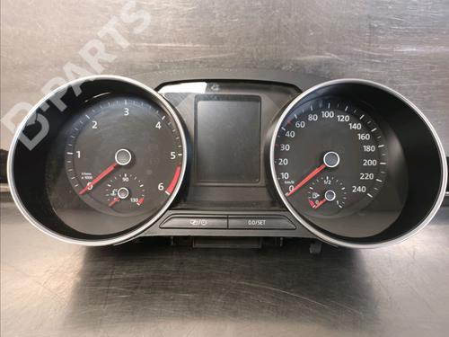 Used Instrument cluster VW POLO V (6R1, 6C1) 1.4 TDI (90 hp) 12116780