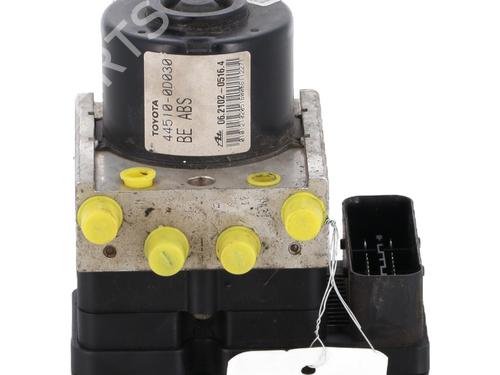 Bremsaggregat ABS für TOYOTA YARIS (_P9_) 1.0 VVT-i (KSP90_, KSP90R) (69 hp) 30742346