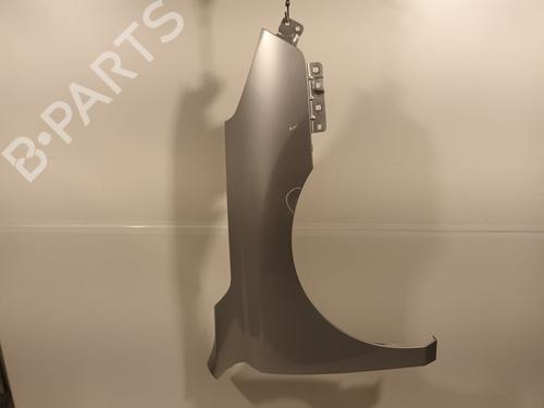 Used Right front fenders RENAULT LATITUDE (L70_) 2.0 dCi 150 (L70H) (150 hp) 30586577