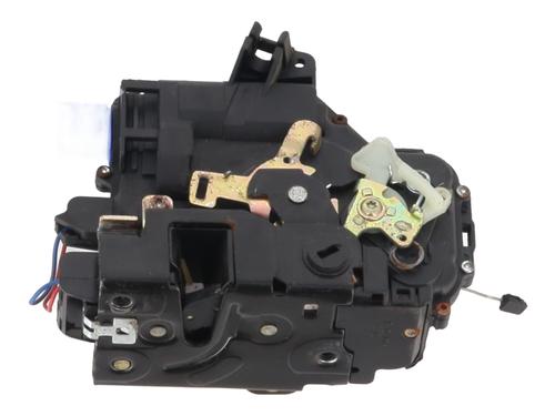 Used Rear right lock VW POLO (9N_, 9A_) 1.4 TDI (75 hp) 27272785