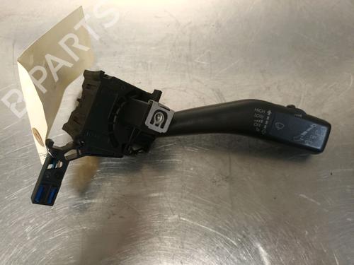 Used Steering column stalk VW GOLF V (1K1) 1.9 TDI (105 hp) 12262218