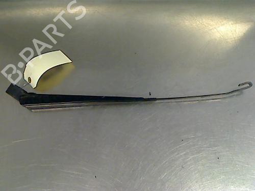 Used Front windshield wiper arm NISSAN TERRANO II (R20) 3.0 Di 4WD (154 hp) 21685541