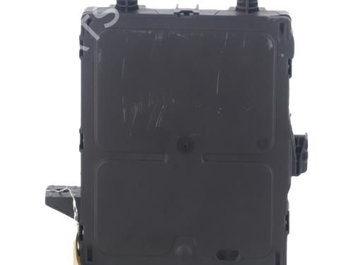 Fuse box RENAULT MEGANE IV Hatchback (B9A/M/N_) 1.2 TCe 100 (B9MS) | BP38589096E1 - Image 2