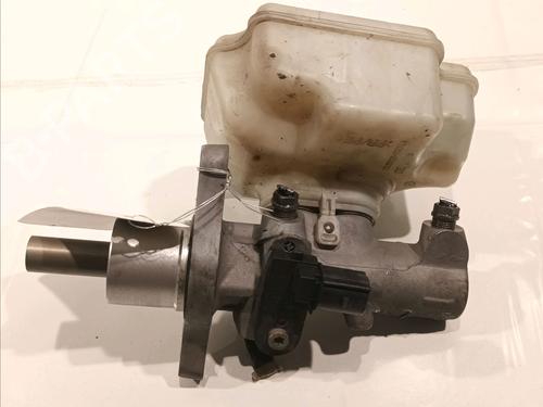Brake master cylinder SKODA SUPERB II Estate (3T5) 2.0 TDI | BP14947624M77 