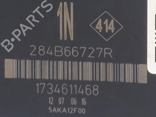 Fuse box RENAULT MEGANE IV Hatchback (B9A/M/N_) 1.2 TCe 100 (B9MS) | BP38589095E1 - Image 5
