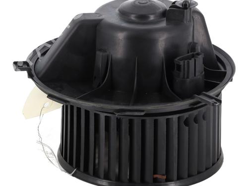 Used Heater blower motor Heater blower motor VW GOLF V (1K1) 1.9 TDI (90 hp) 33840412 33840412
