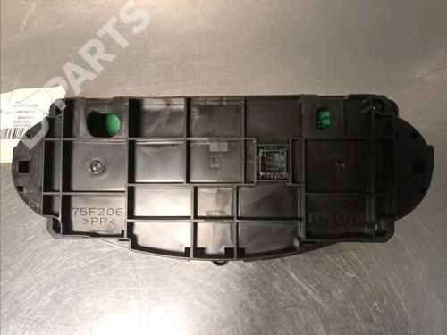 Climate control TOYOTA YARIS (_P13_) 1.5 Hybrid (NHP130_, NHP130) | BP10906985I5 