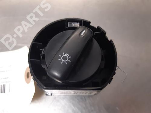 Used Headlight switch VW CADDY III Box Body/MPV (2KA, 2KH, 2CA, 2CH) 1.6 TDI (102 hp) 9332154