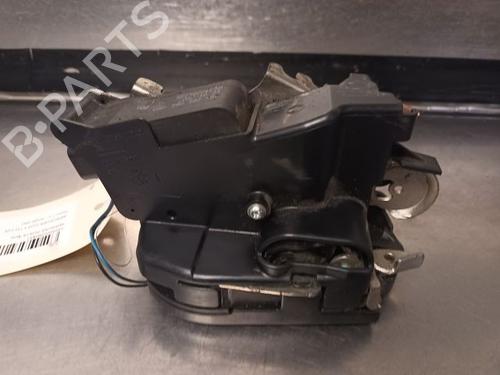 Used Front left lock MERCEDES-BENZ VITO Bus (W639) 111 CDI (639.701, 639.703, 639.705) (116 hp) 21781615