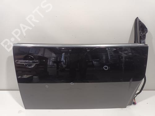 Used Right front door Right front door 37872107 37872107