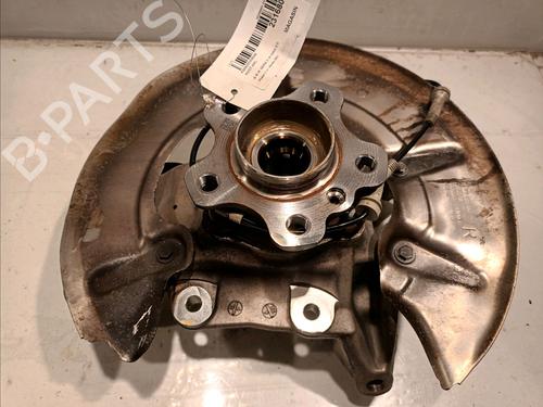 Used Right rear steering knuckle BMW 5 (G30, F90) 520 d Mild-Hybrid (190 hp) 15643029