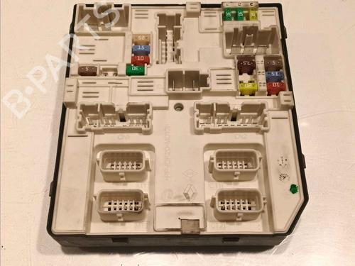 Used Fuse box RENAULT GRAND SCÉNIC III (JZ0/1_) 1.6 E85 (JZ03, JZ1Y) (110 hp) 30338513