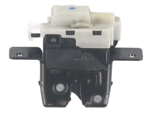 Used Tailgate lock RENAULT SCÉNIC II (JM0/1_) 1.9 dCi (JM14) (131 hp) 29554450