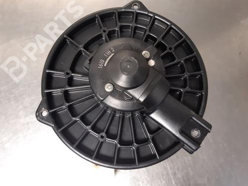 Used Heater blower motor MITSUBISHI GRANDIS (NA_W) 2.0 DI-D (NA8W) (136 hp) 9333677