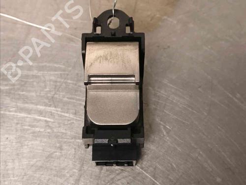 Used Right front window switch JAGUAR S-TYPE II (X200) 3.0 V6 (238 hp) 21587430
