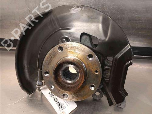 Used Left front steering knuckle NISSAN QASHQAI II SUV (J11, J11_) 1.6 dCi (130 hp) 20602367