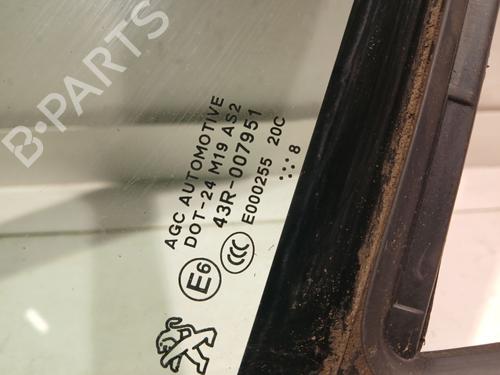 Front right quarter glass PEUGEOT 208 I (CA_, CC_) 1.2 VTi 68 / PureTech 68 | BP26651010C112