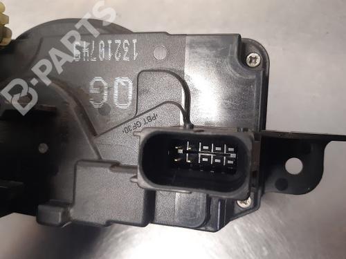 Front right lock OPEL ZAFIRA / ZAFIRA FAMILY B (A05) 1.9 CDTI (M75) | BP9334899C97 
