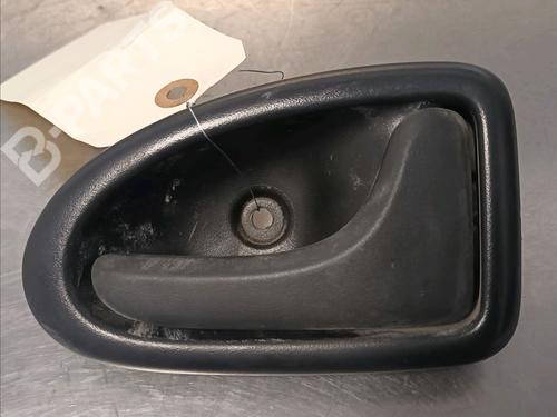 Used Front right interior door handle NISSAN PRIMASTAR Van (X83) 2.0 dCi 115 (114 hp) 10113986