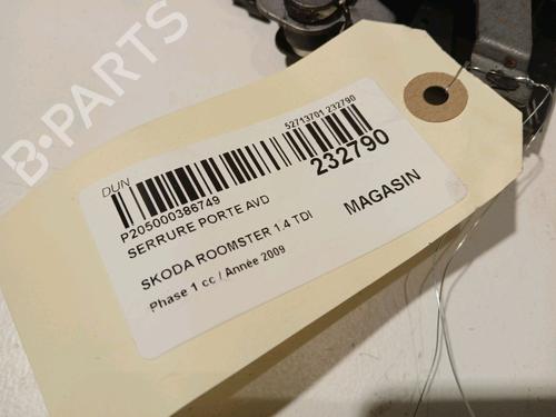 Front right lock SKODA ROOMSTER (5J7) 1.4 TDI | BP17557677C97 