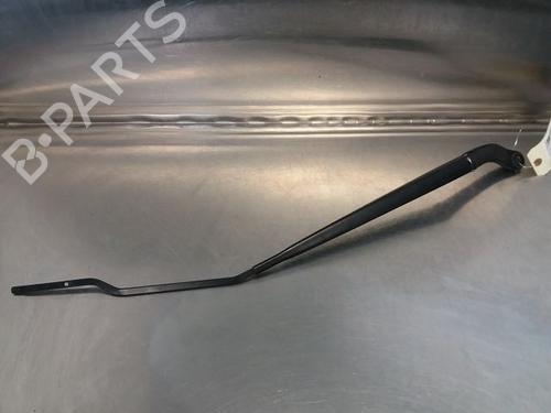 Used Front windshield wiper arm RENAULT MEGANE IV Hatchback (B9A/M/N_) 1.6 dCi 130 (B9A4) (130 hp) 14869527