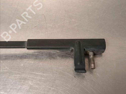 Front windshield wiper arm OPEL ASTRA H GTC (A04) 1.7 CDTI (L08) | BP20604060C143 