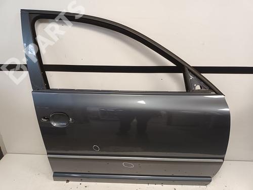 Used Right front door SKODA SUPERB I (3U4) 2.0 TDI (140 hp) 9337298
