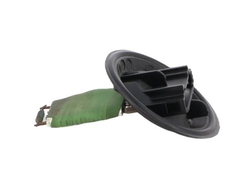 Used Heater resistor Heater resistor VW POLO V (6R1, 6C1) 1.2 (70 hp) 33112431 33112431