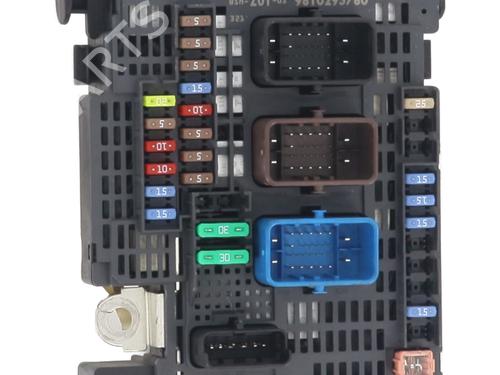 Used Fuse box PEUGEOT 308 II (LB_, LP_, LW_, LH_, L3_) 1.2 THP 110 (110 hp) 28619525