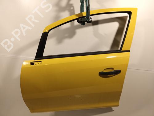 Used Left front door OPEL CORSA D (S07) 1.2 (L08, L68) (86 hp) 31608615