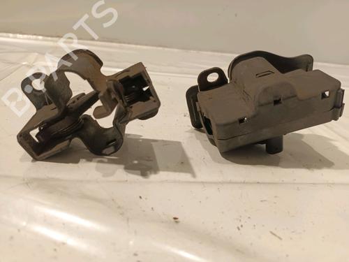Hood lock MERCEDES-BENZ CLK (C209) CLK 200 Kompressor (209.342) | BP15199617C133 