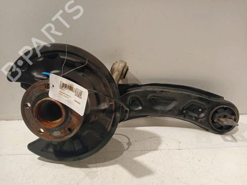 Venstre hjullejehus spindel MERCEDES-BENZ GLA-CLASS (X156) GLA 200 (156.943) (156 hp) 18414914