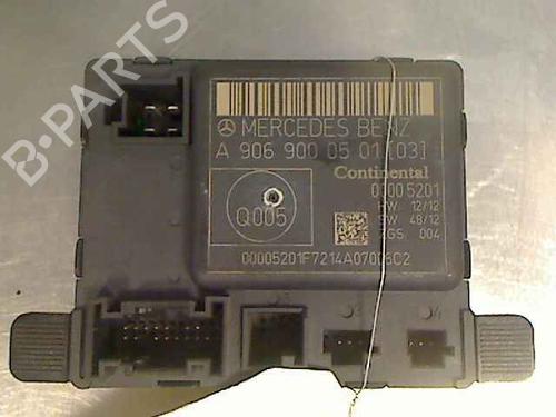 Used Electronic module MERCEDES-BENZ SPRINTER 3,5-t Van (B906) 313 CDI (906.631, 906.633, 906.635, 906.637) (129 hp) 30504539