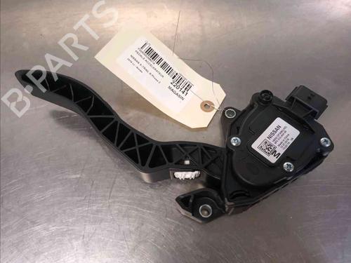 Pedal NISSAN X-TRAIL III (T32_, T32R, T32RR) [2013-2025]  21083681