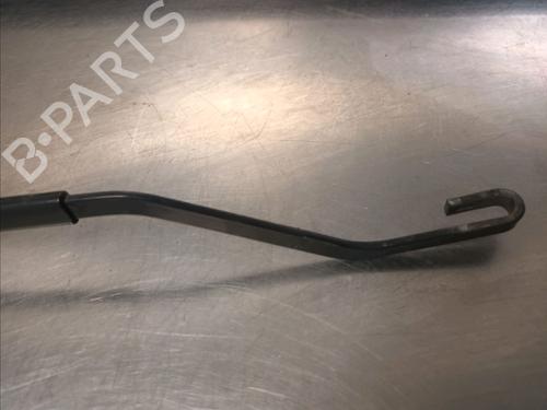 Front windshield wiper arm SUZUKI SX4 S-Cross (JY) 1.6 DDiS AllGrip (AKK 416D) | BP14869848C143 