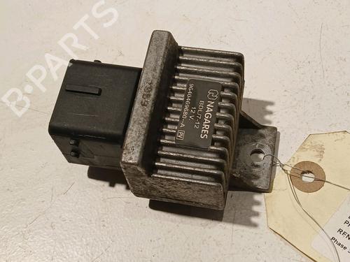 Used Electronic module RENAULT MASTER II Van (FD) 2.5 dCi (146 hp) 17729870