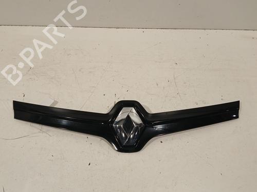Used Grille RENAULT TWINGO II (CN0_) 1.2 16V (CN04, CN0B) (75 hp) 28619333