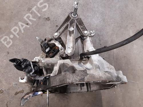 Used Gearbox DACIA SANDERO 1.5 dCi (86 hp) 9329445