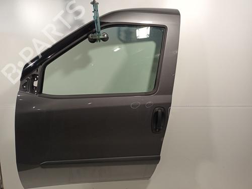 Used Left front door Left front door 37872089 37872089