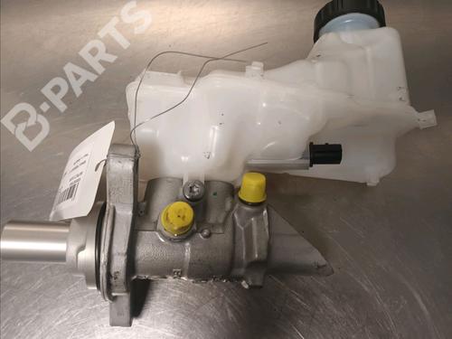 Used Brake master cylinder RENAULT MEGANE IV Grandtour (K9A/M/N_) 1.2 TCe 130 (K9MR) (130 hp) 9340810