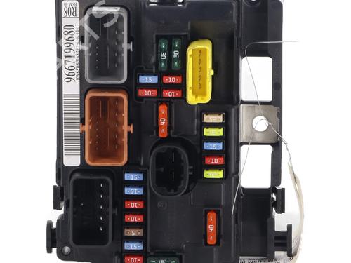 Used Fuse box Fuse box CITROËN DS3 (SA_) 1.6 HDi 110 (112 hp) 36404109 36404109