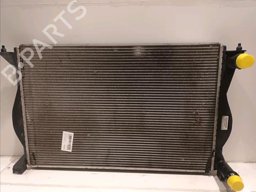 Radiateur à eau AUDI A6 C6 (4F2) 2.0 TDI (140 hp) 4F0121251Q