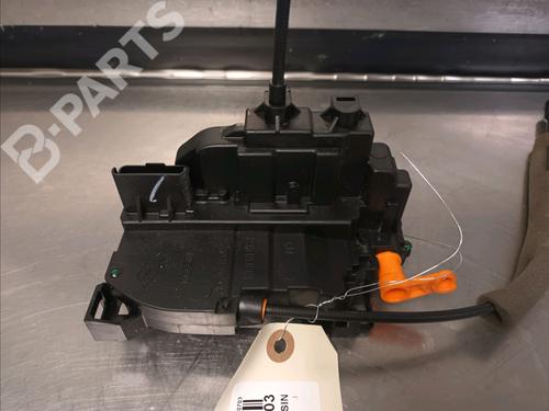 Used Front left lock Front left lock RENAULT MASTER III Van (FV) 2.3 dCi 110 FWD (FV0R, FV0W, FV1A) (110 hp) 10683596 10683596